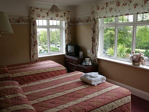 Ryndle Court Hotel 2*