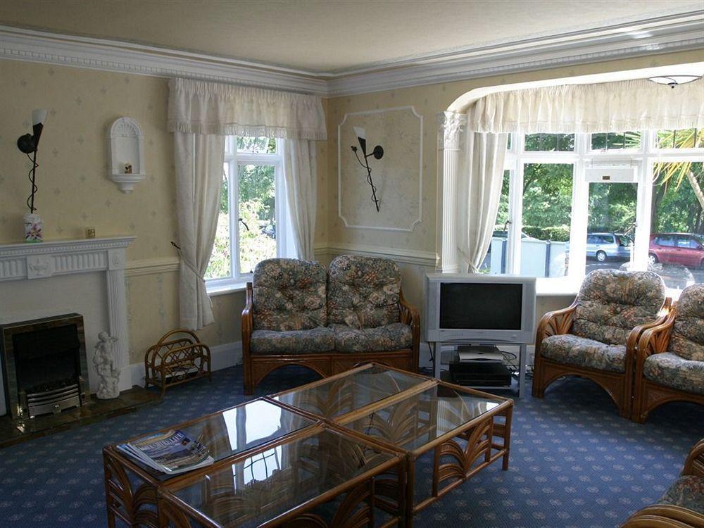 Hotel Ryndle Court Scarborough